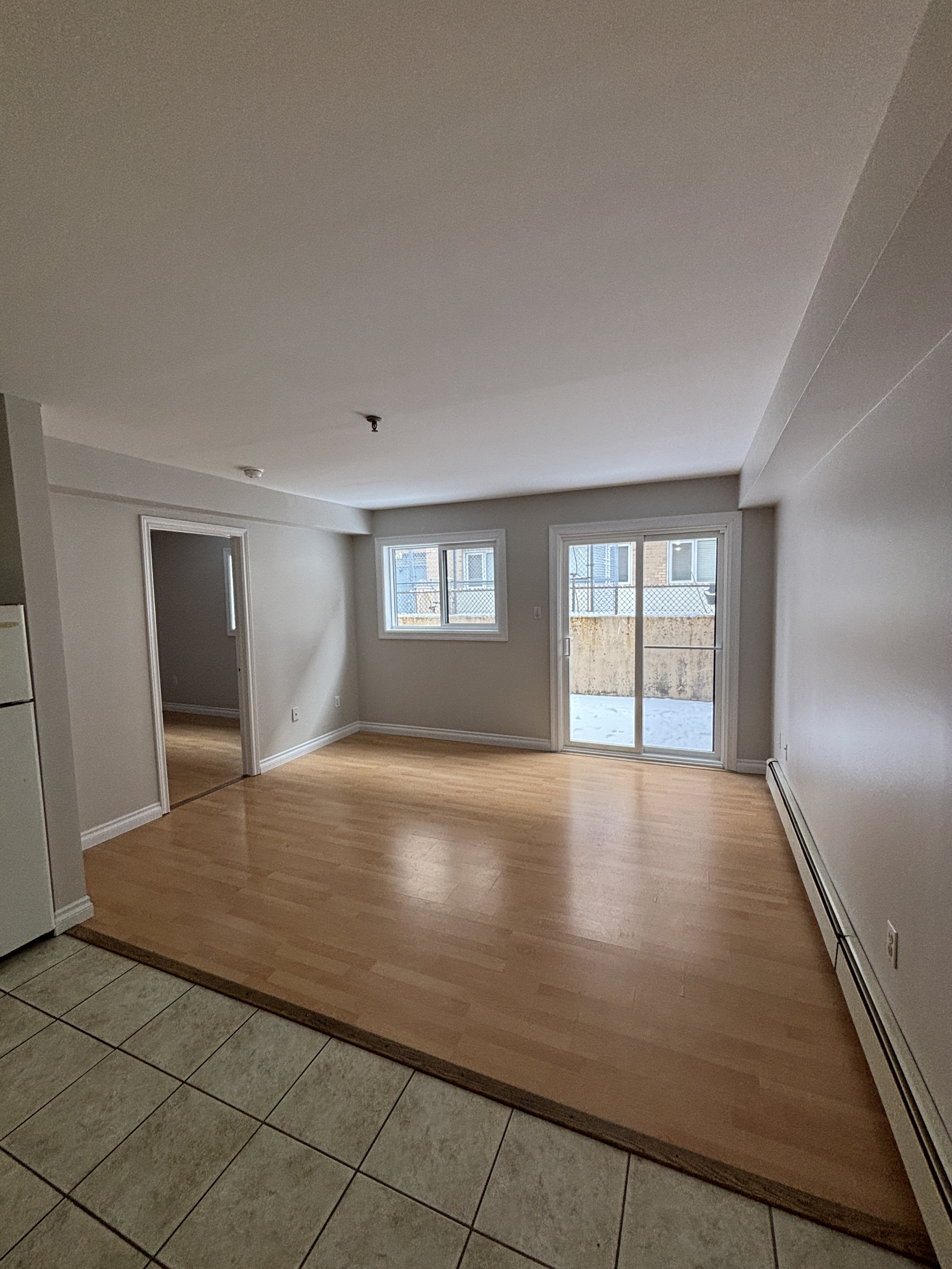 3034 Windsor St., Apt 102