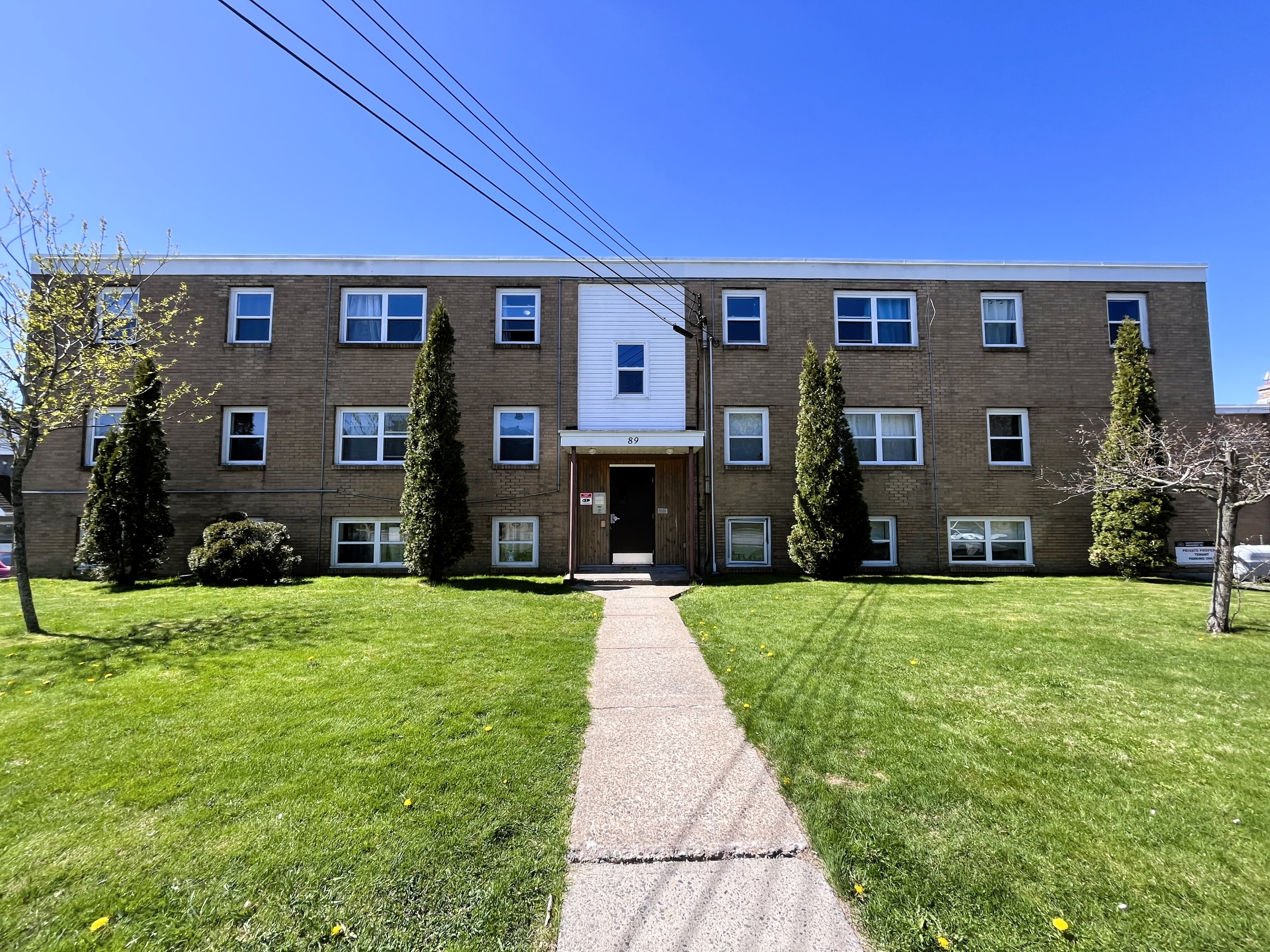 89 Pinecrest Drive., Apt 10